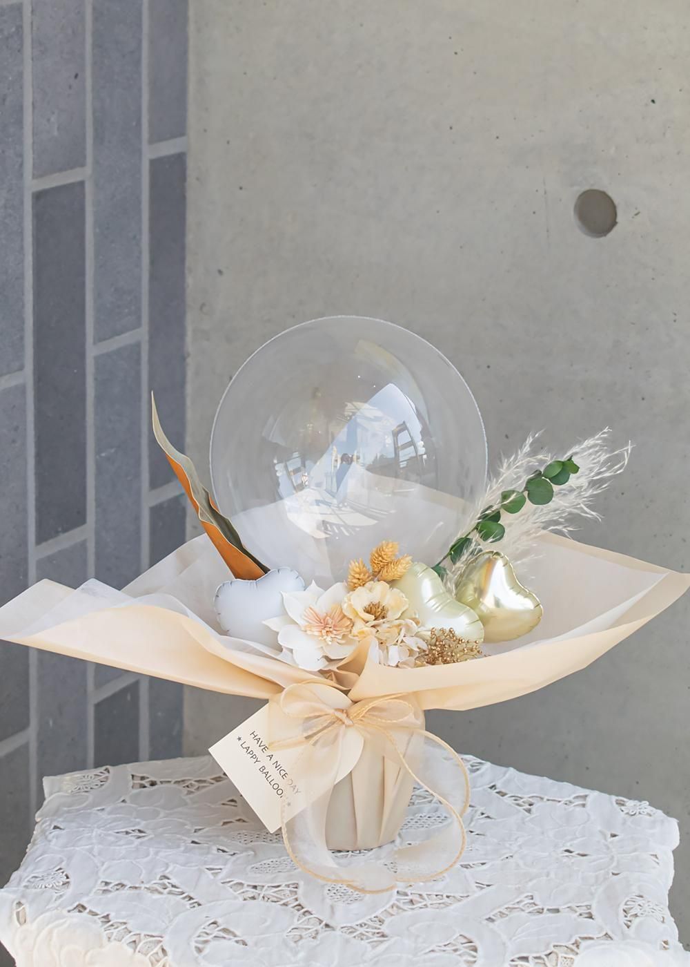 【結婚式 電報】ボタニカルクリアバルーン電報｜ナチュラル結婚祝いバルーンギフト｜ラッピーのバルーン電報